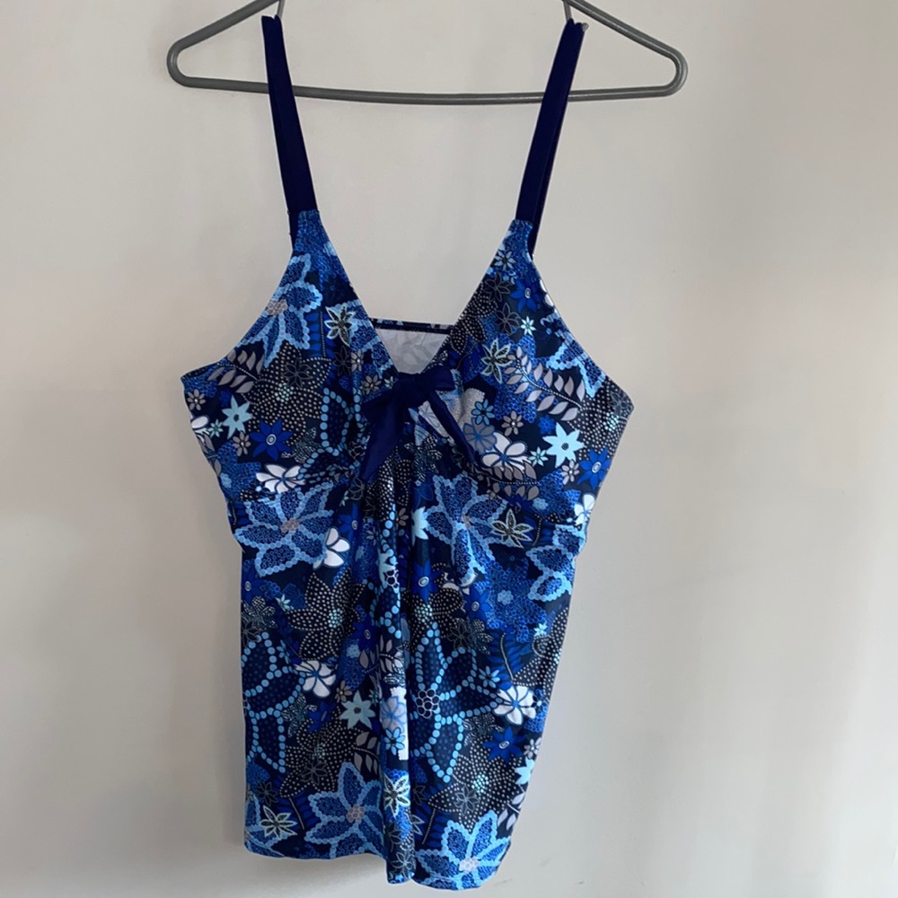 Tankini swim top NWOT XXL